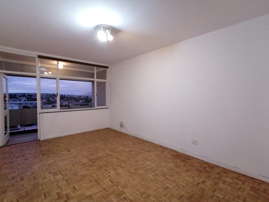 To Let 2 Bedroom Property for Rent in Bloubergrant Western Cape